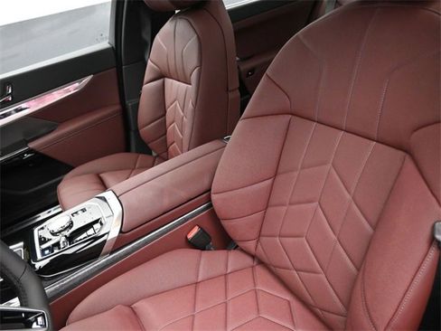 New 2026 BMW i7 eDrive50 w/ M Sport Package image 19