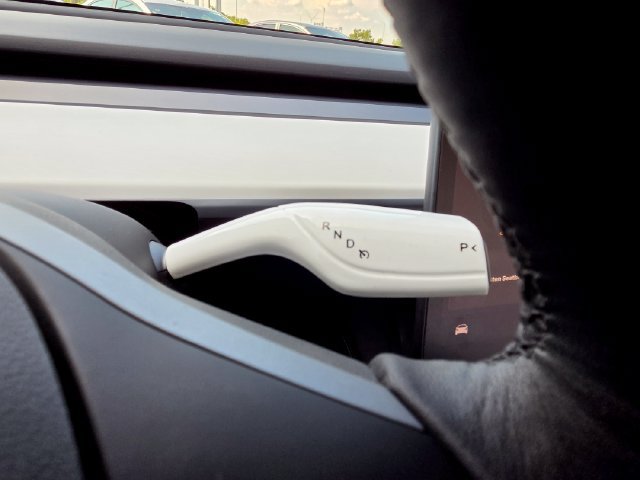 Used 2022 Tesla Model Y Performance AWD/4WD image 39