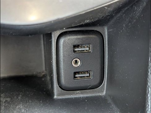 Used 2020 Chevrolet Sonic Premier image 18