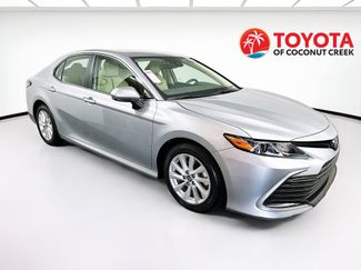 Used 2023 Toyota Camry LE video 1