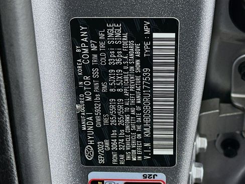 Used 2024 Genesis GV80 2.5T image 12