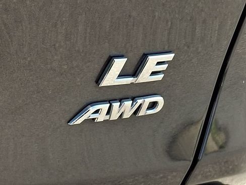Used 2024 Toyota RAV4 LE AWD/4WD image 30