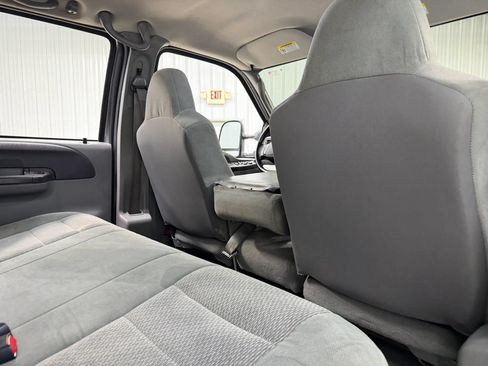 Used 2003 Ford F250 XLT AWD/4WD image 18