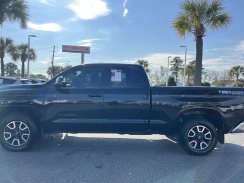 Used 2017 Toyota Tundra SR5 w/ TRD Off Road Package image 7