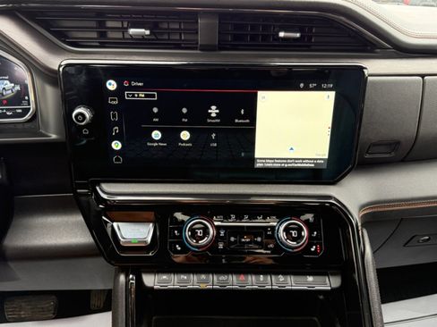 Used 2022 GMC Sierra 1500 AT4 w/ AT4 Premium Package AWD/4WD image 13