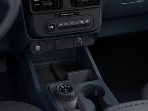 New 2025 Ford Maverick XLT w/ Black Appearance Package image 17