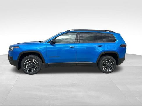 New 2026 Jeep Cherokee Laredo AWD/4WD image 5