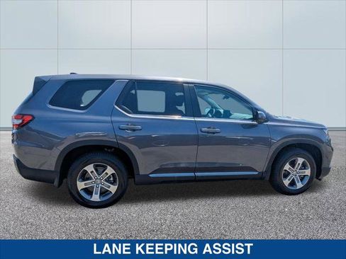 Used 2023 Honda Pilot EX-L image 6