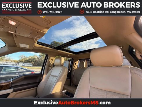 Used 2019 Ford F150 Lariat image 9