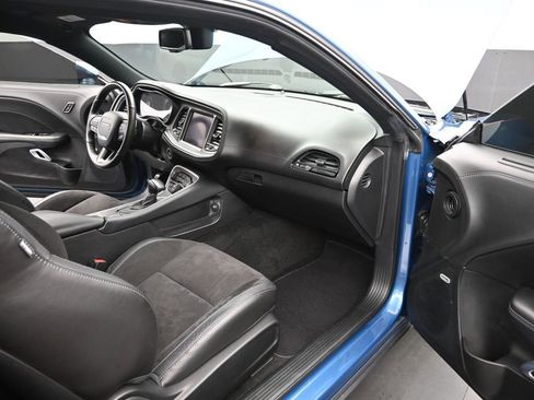 Used 2022 Dodge Challenger GT w/ Plus Package image 15