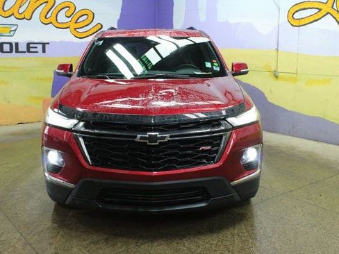 Used 2024 Chevrolet Traverse RS image 3