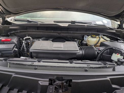 Used 2023 Chevrolet Tahoe Premier RWD image 13