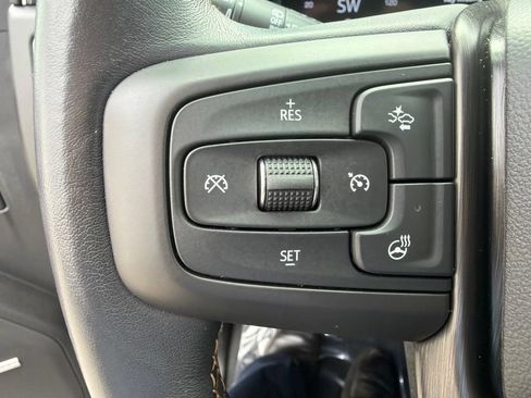 Used 2022 GMC Yukon AT4 AWD/4WD image 25