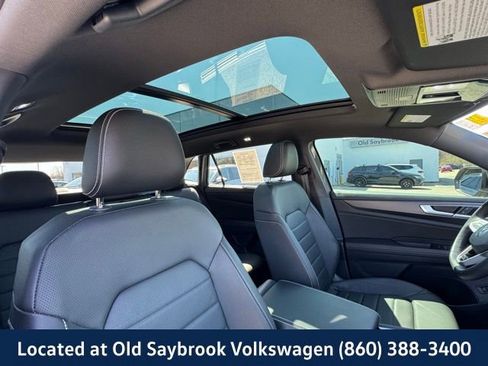Certified 2025 Volkswagen Atlas Cross Sport SEL R-Line AWD/4WD image 26