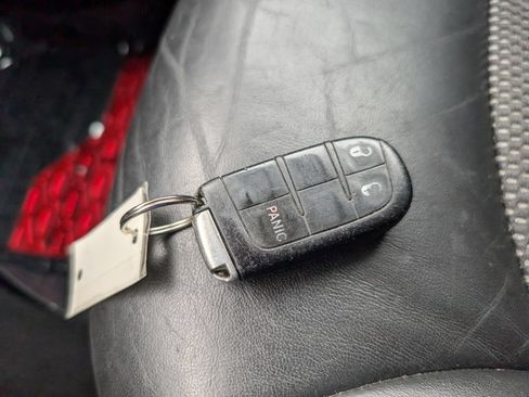 Used 2016 Dodge Journey Crossroad FWD image 25