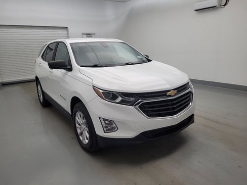 Used 2021 Chevrolet Equinox LS w/ LS Convenience Package AWD/4WD image 13