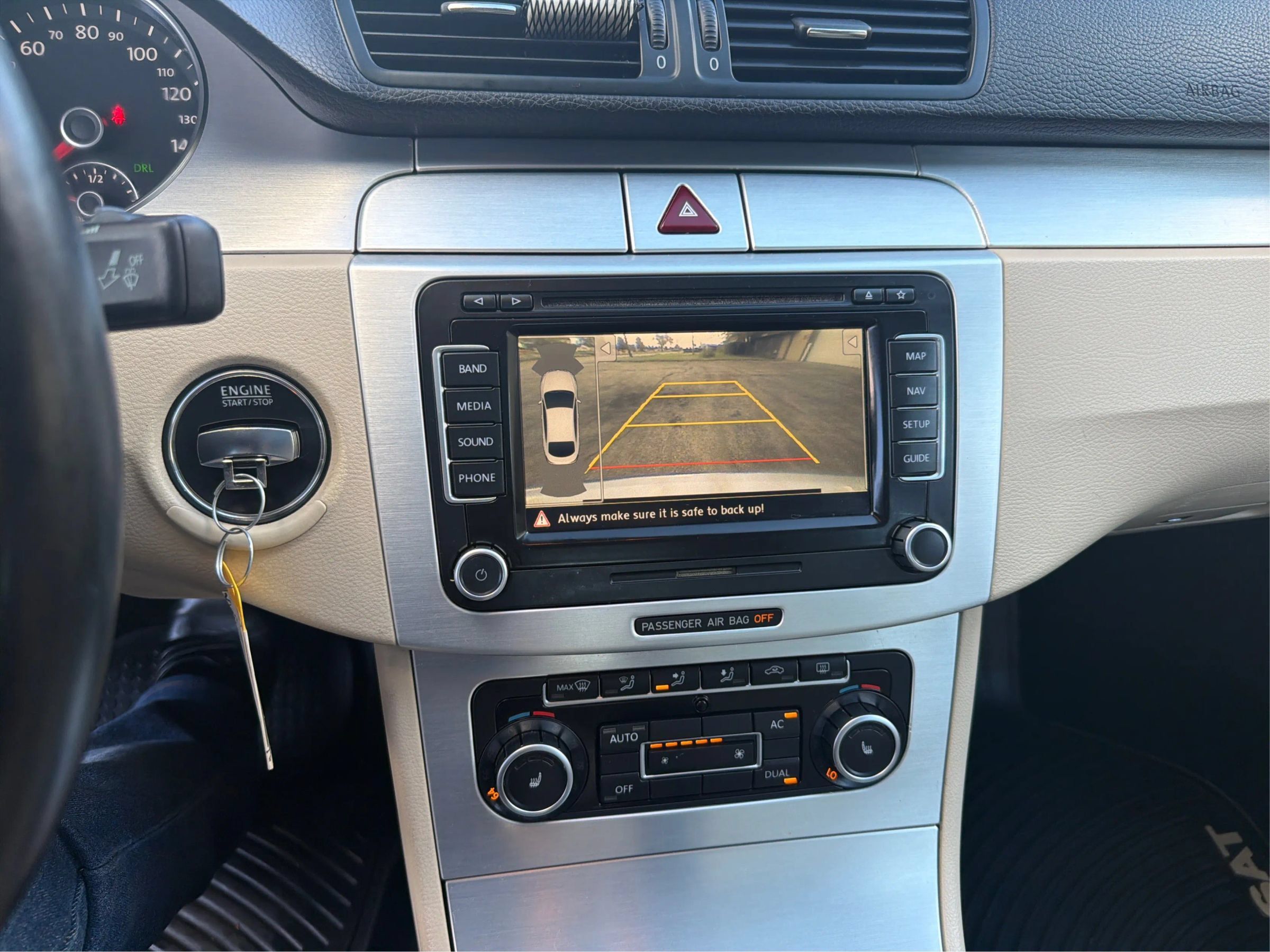 Used 2010 Volkswagen CC Luxury FWD image 30