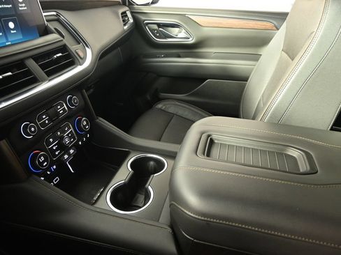 Used 2023 Chevrolet Tahoe High Country AWD/4WD image 34
