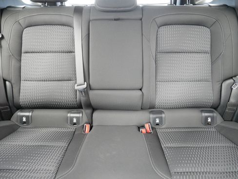 Used 2025 Chevrolet Equinox LT w/ Safety and Technology Package image 13