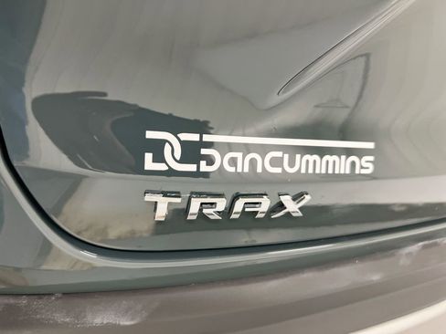 Used 2025 Chevrolet Trax LT w/ LT Convenience Package image 25