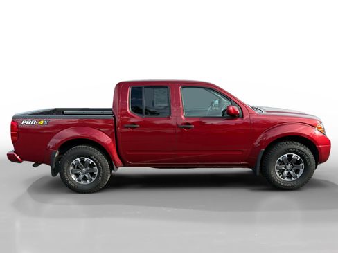 Used 2019 Nissan Frontier PRO-4X image 6