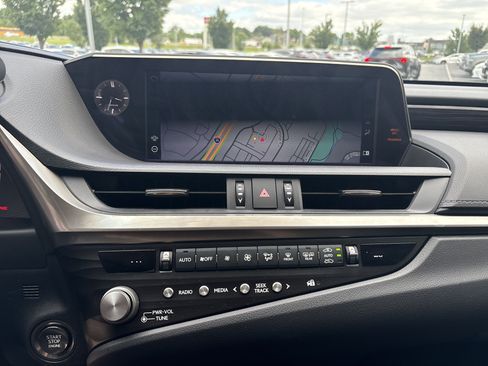 Used 2021 Lexus ES 250 w/ Premium Package AWD/4WD image 23