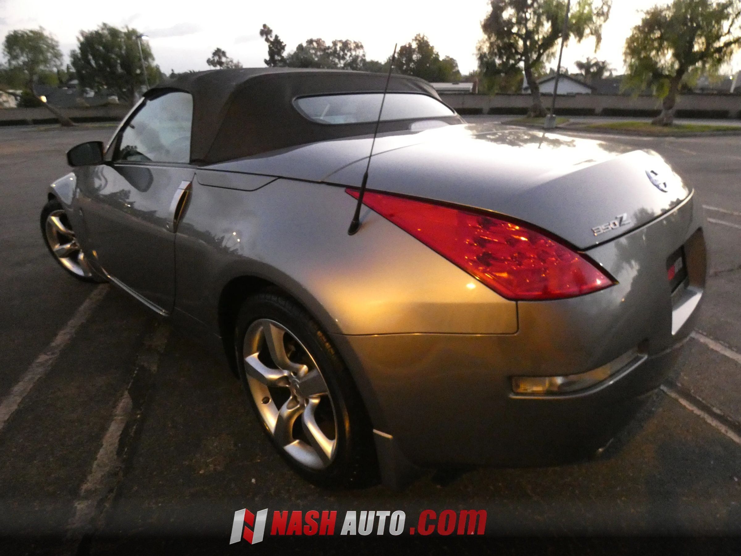 Used 2008 Nissan 350Z Touring RWD image 51