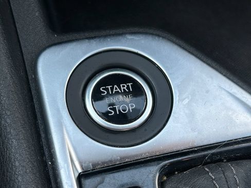 Used 2024 Nissan Sentra SV FWD image 25