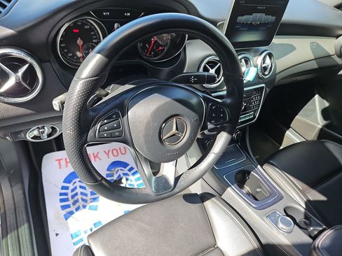 Used 2019 Mercedes-Benz CLA 250 image 13