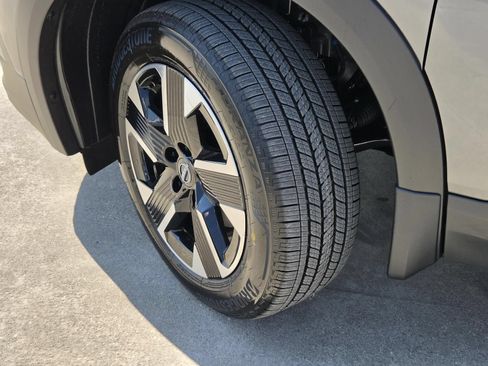 New 2027 Nissan Kicks SV w/ SV Premium Package AWD/4WD image 9