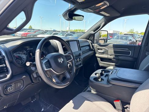 Used 2024 RAM 2500 Big Horn w/ Bed Utility Group AWD/4WD image 13