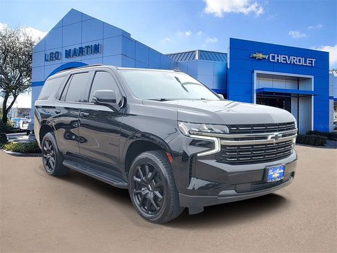 Used 2022 Chevrolet Tahoe RST w/ Luxury Package image 2