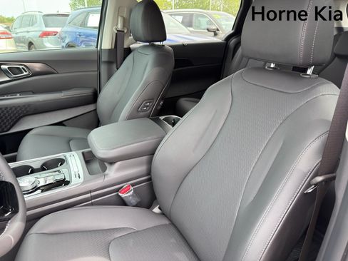 New 2026 Kia Carnival SX Prestige FWD image 10