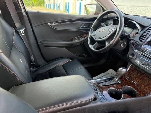 Used 2014 Chevrolet Impala LT w/ Premium Seating Package FWD image 10
