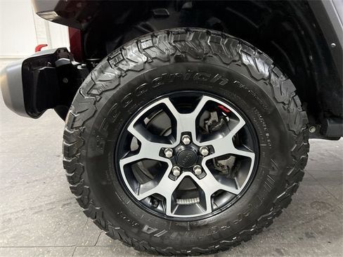 Used 2022 Jeep Wrangler Unlimited Rubicon w/ Cold Weather Group image 33