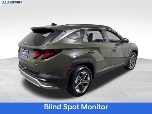 Certified 2025 Hyundai Tucson SEL AWD/4WD image 5