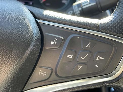 Used 2024 Chevrolet Malibu LT image 23