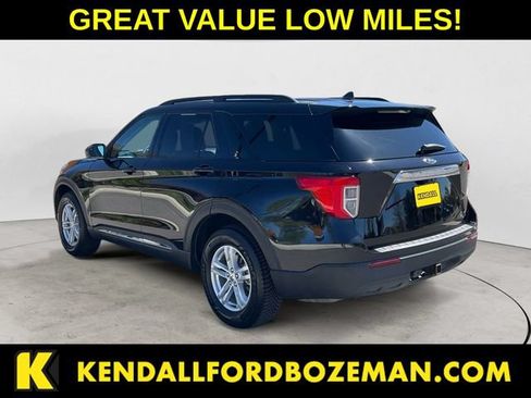 Used 2023 Ford Explorer XLT w/ Class IV Trailer Tow Package AWD/4WD image 3