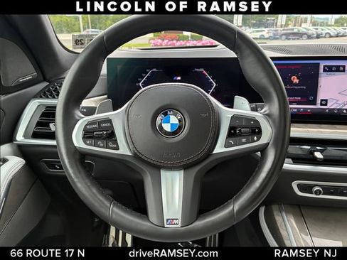 Used 2024 BMW X7 xDrive40i w/ Executive Package AWD/4WD image 28