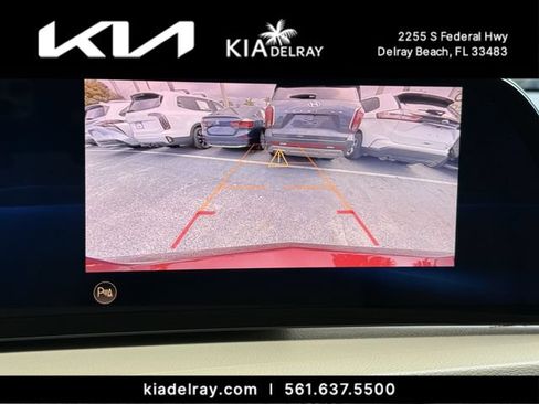 Used 2024 Cadillac XT4 Premium Luxury w/ Cold Weather Package FWD image 23