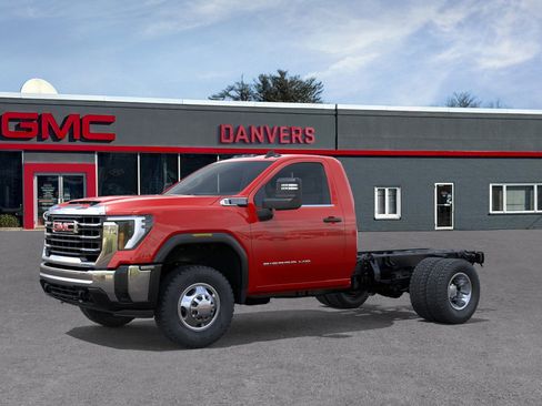 New 2026 GMC Sierra 3500 Pro w/ Convenience Package image 3