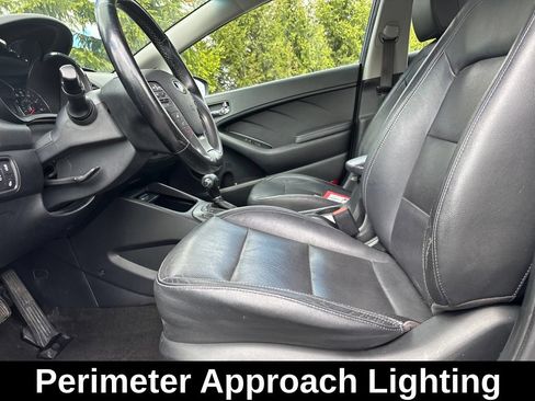 Used 2015 Kia Forte EX w/ EX Premium Package FWD image 10
