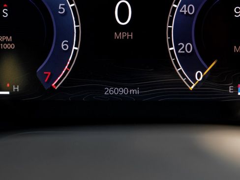 Used 2022 Jeep Grand Cherokee Overland image 3