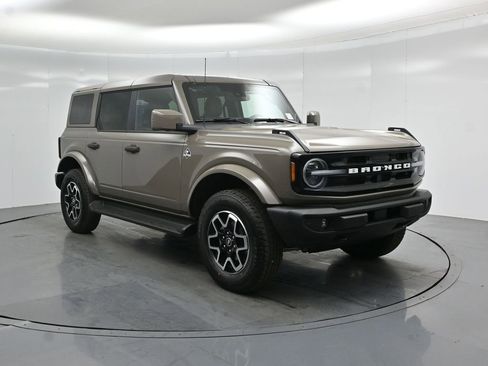 New 2026 Ford Bronco Outer Banks AWD/4WD image 55