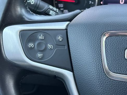 Used 2020 GMC Terrain SLE w/ LPO, Floor Liner Package AWD/4WD image 31
