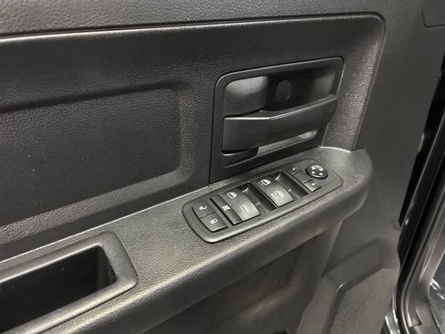 Used 2015 RAM 1500 Express AWD/4WD image 10