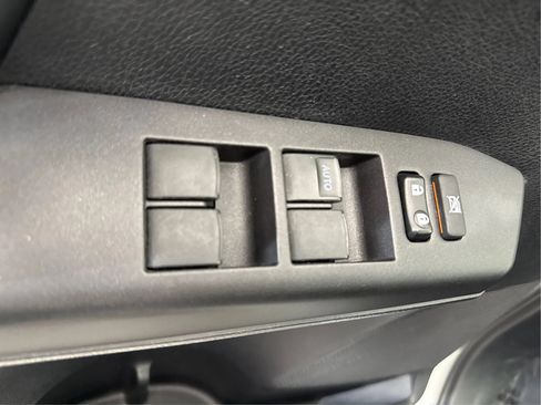 Used 2018 Toyota RAV4 XLE w/ Plus Extra Value Package FWD image 40