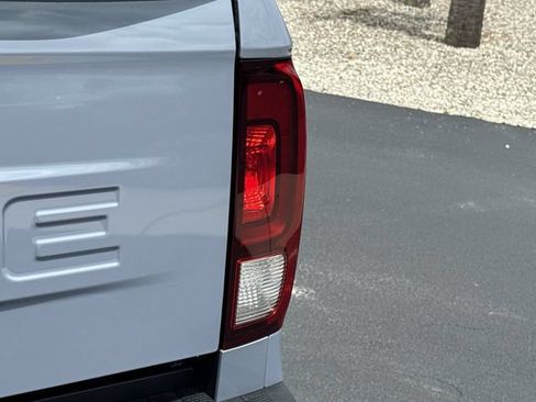 New 2026 Honda Ridgeline Black Edition image 16