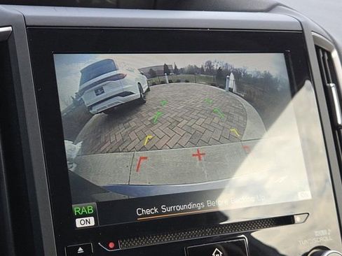 Used 2022 Subaru Forester Touring image 17