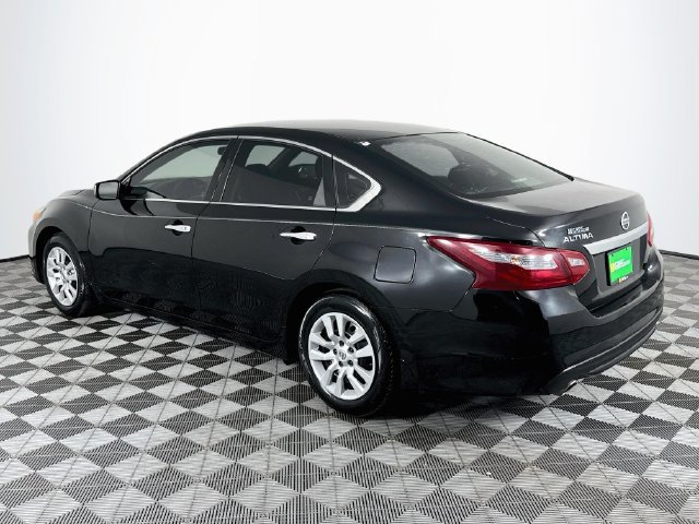 Used 2018 Nissan Altima 2.5 S w/ S Convenience Package FWD image 6